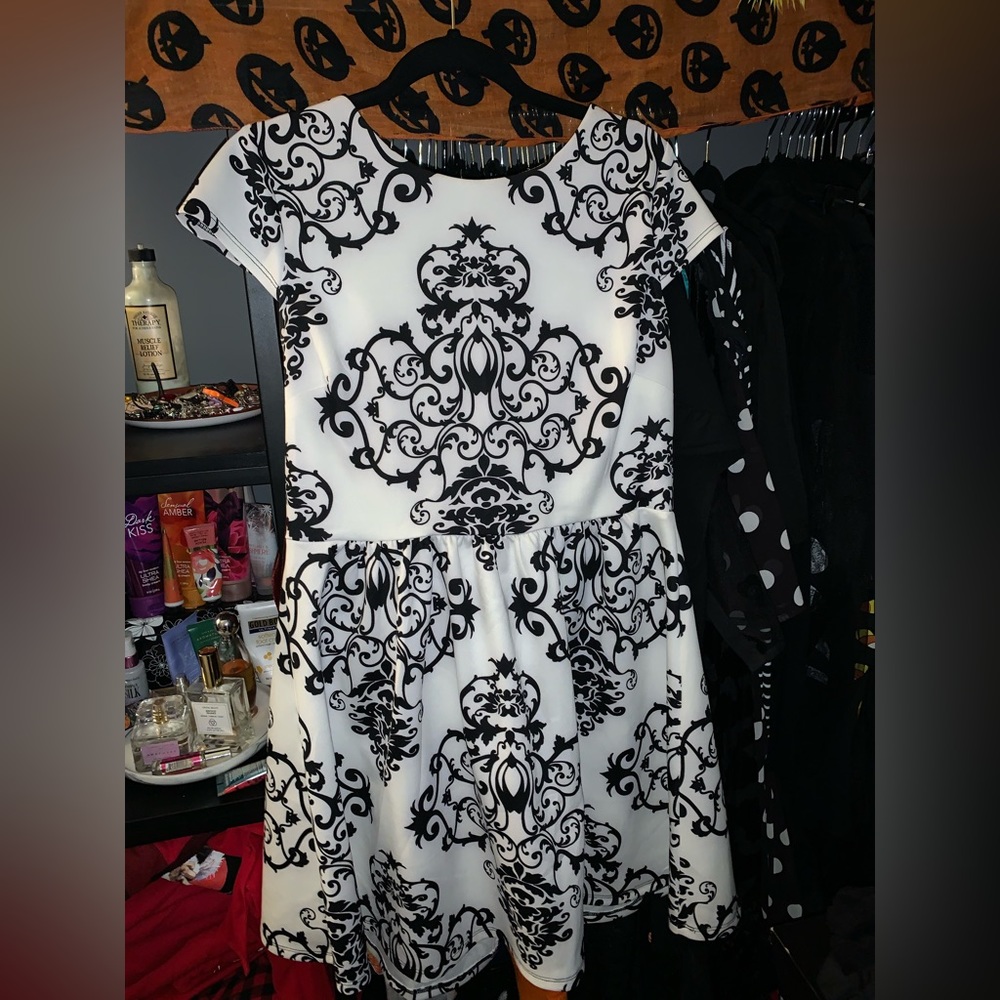 Black and white dress